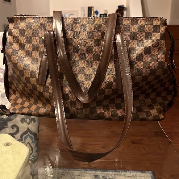 Preloved LV Chelsea ebony in damier beautiful authentic medium/large size purse - Picture 7 of 9